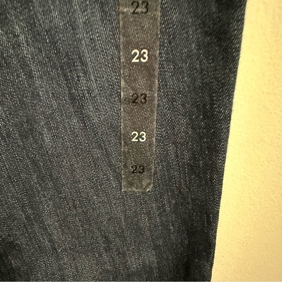 Bullhead - Mid-rise Skinny Dark Rinse Jean - Picture 6 of 7